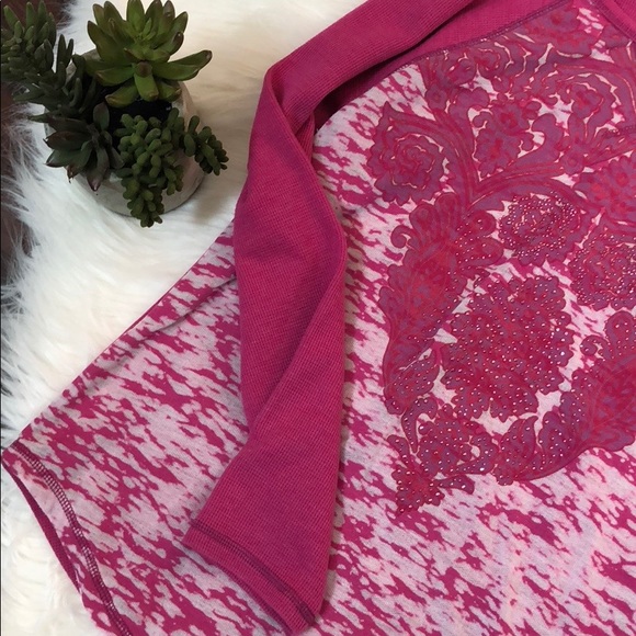 Level Eight top - Picture 4 of 5